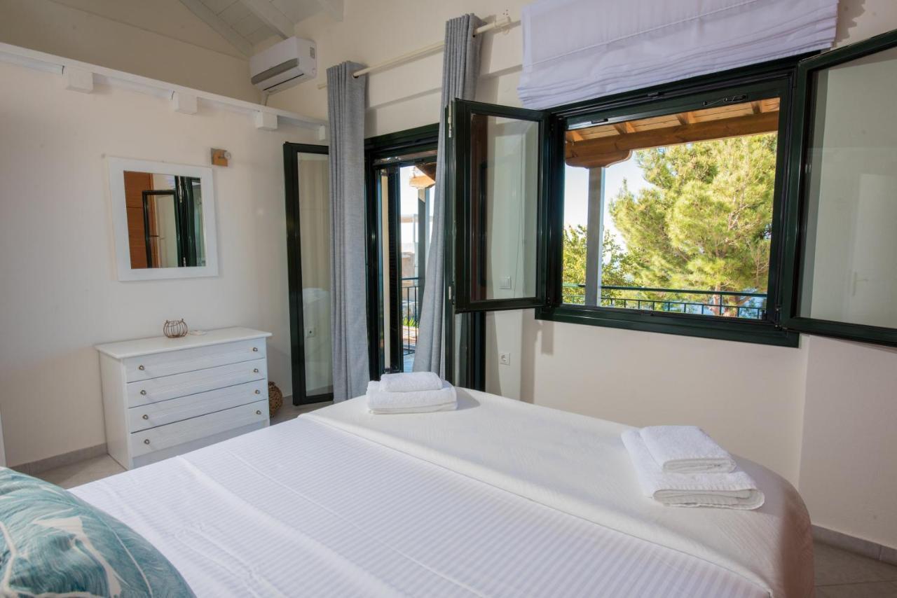Villa Endless Blue Kalamitsi  Exterior photo