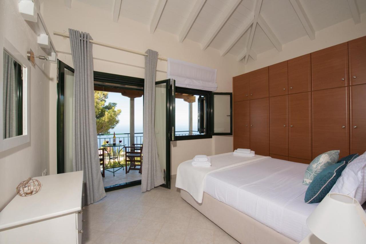 Villa Endless Blue Kalamitsi  Exterior photo